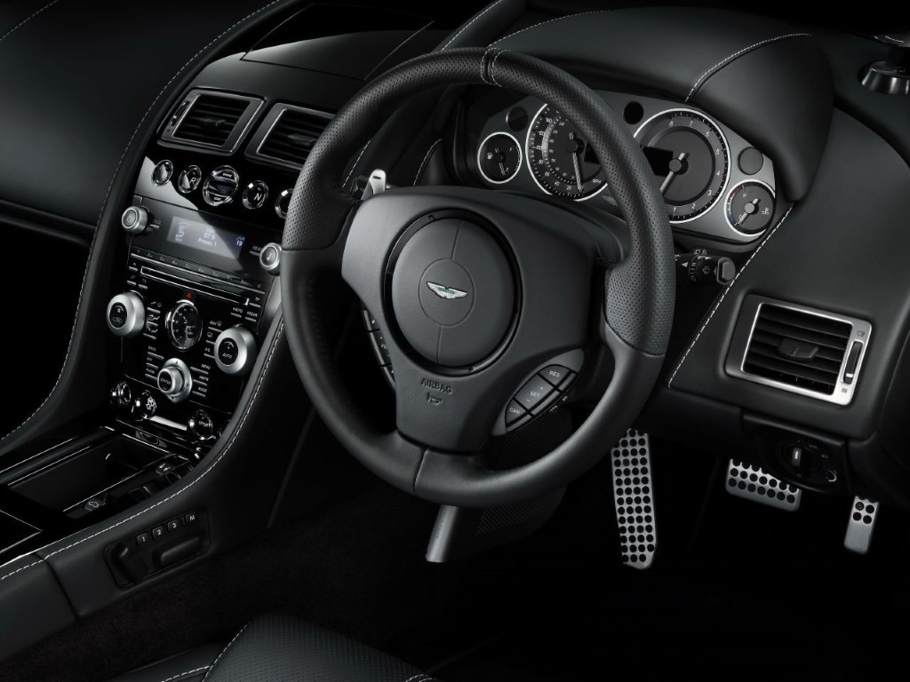 Aston Martin DB9 Volante